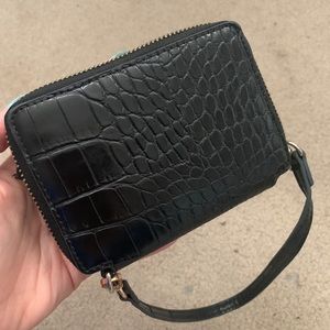 ❗️FINAL SALE ❗️Faux Snakeskin Black Wallet